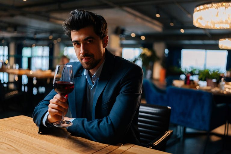 Wine and Risk: The Art of Choosing the Unknown